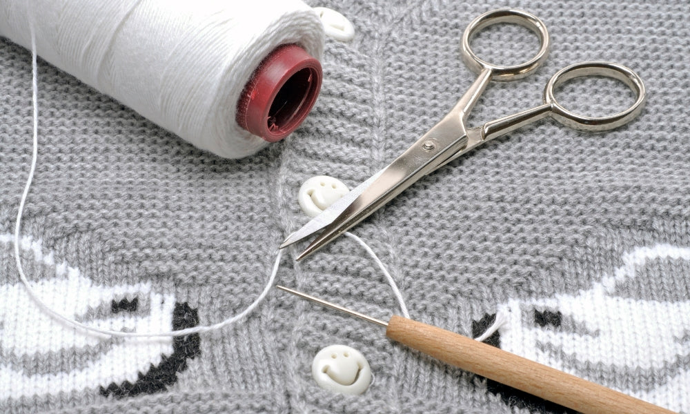 10 techniques pour raccourcir un pull trop long sans le couper
