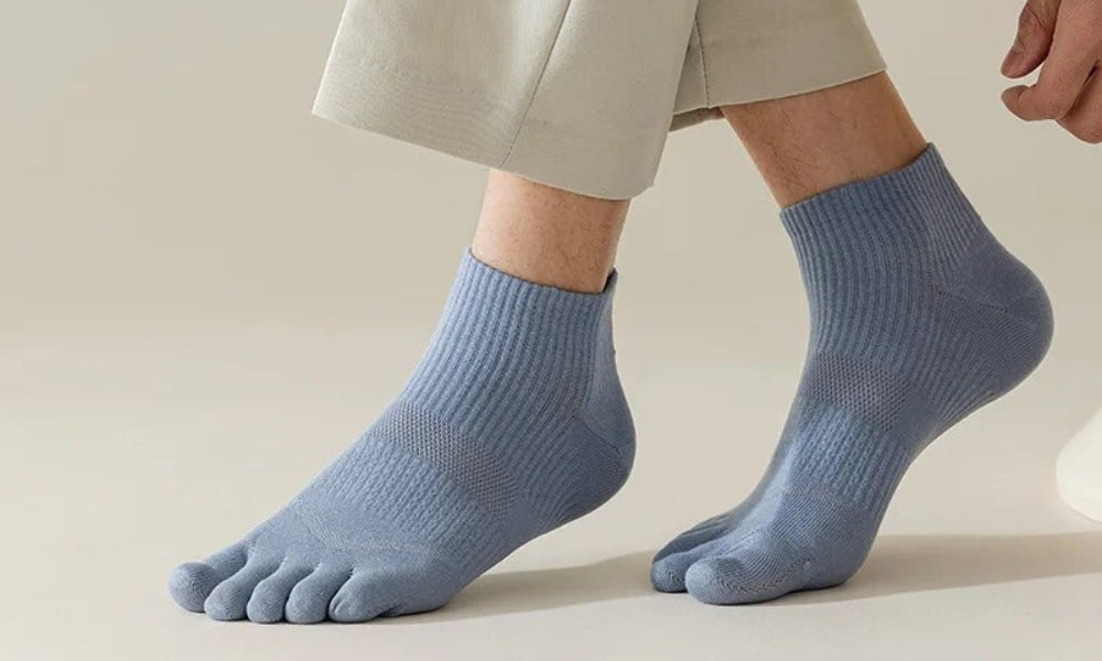 Pour un look unique, la chaussette doigt de pied !