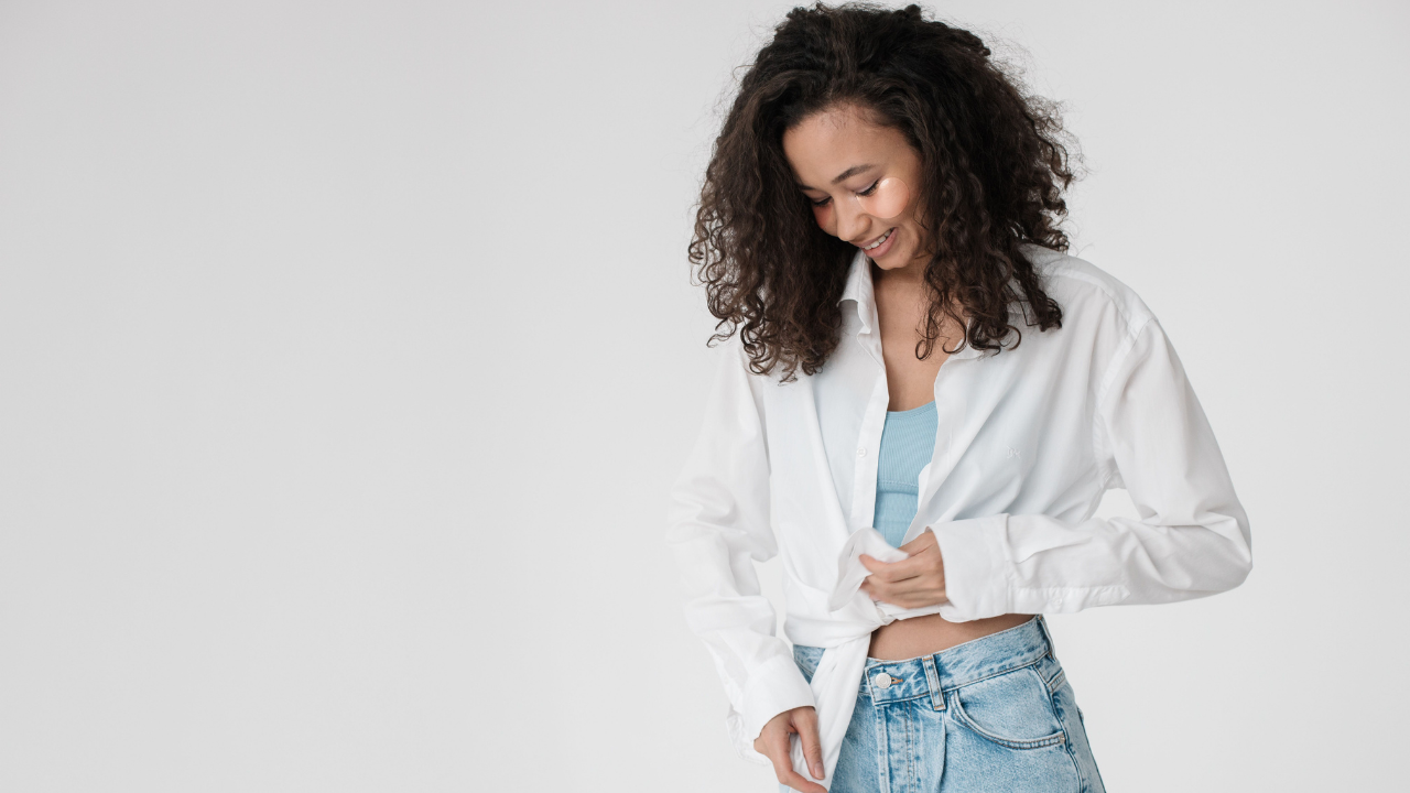 10 tenues simples qui font toujours de l’effet
