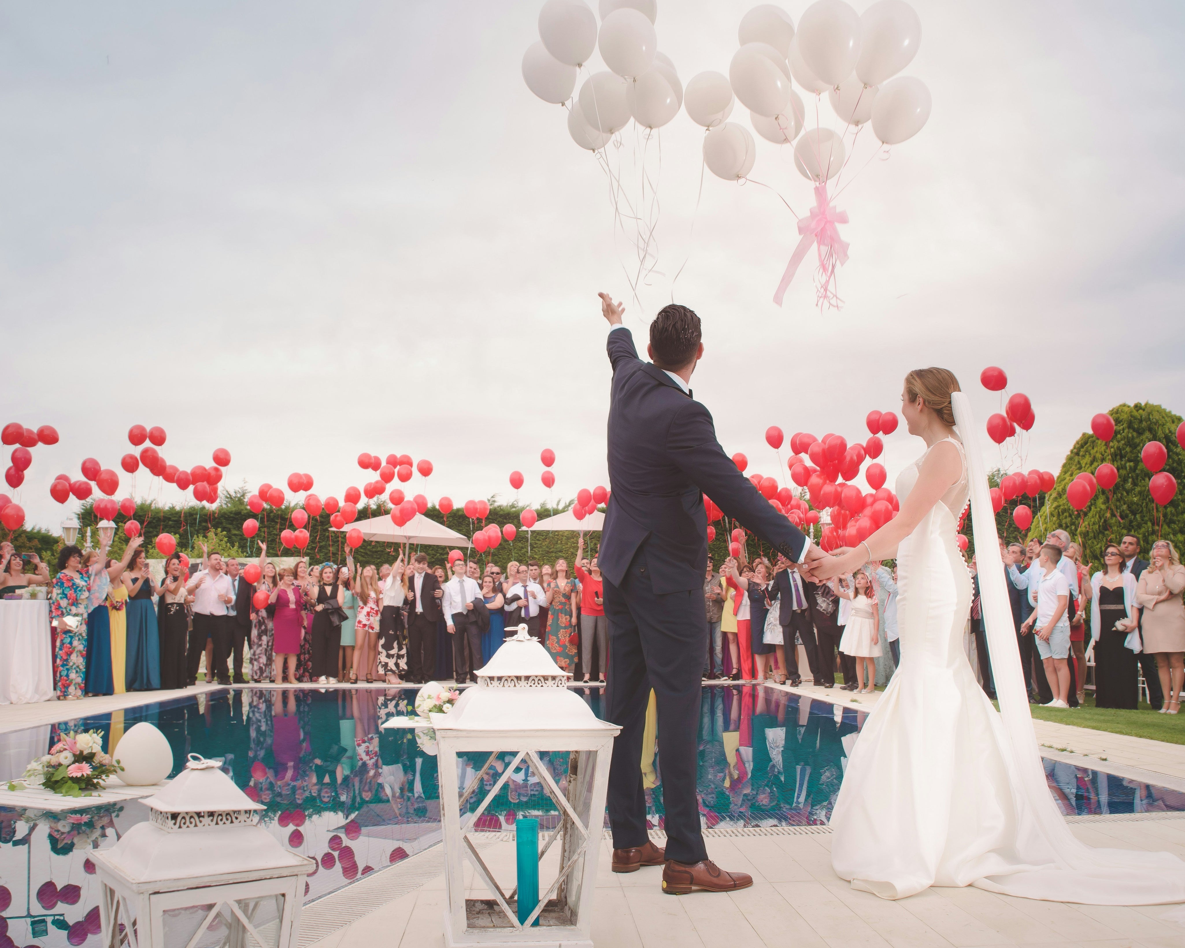 Lookbook : idées de tenues pour un mariage chic et stylé