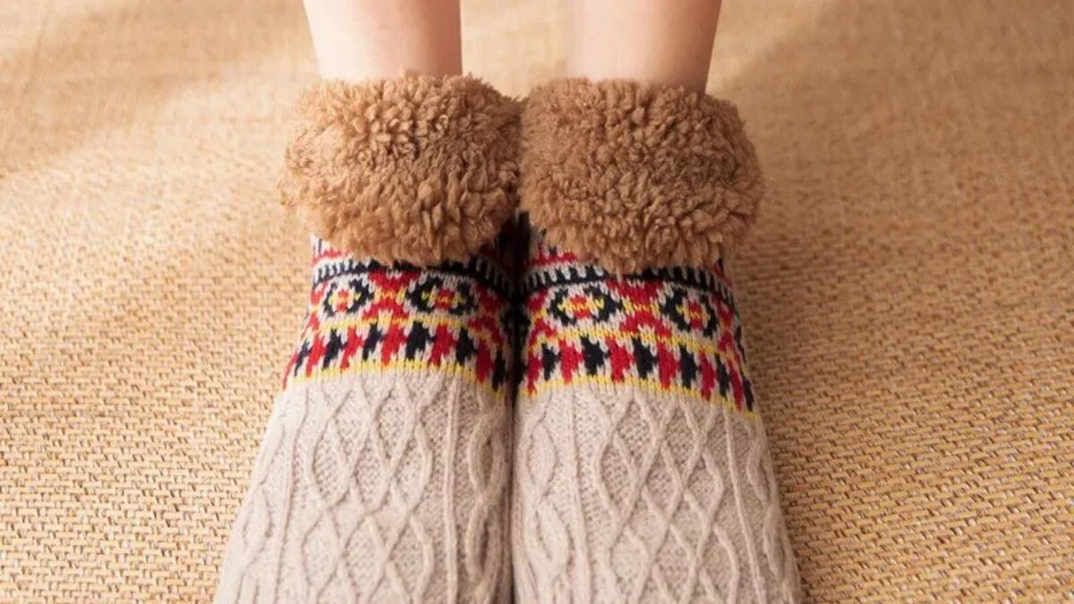 Chaussettes pilou pilou : pourquoi certaines glissent, serrent ou s’usent trop vite