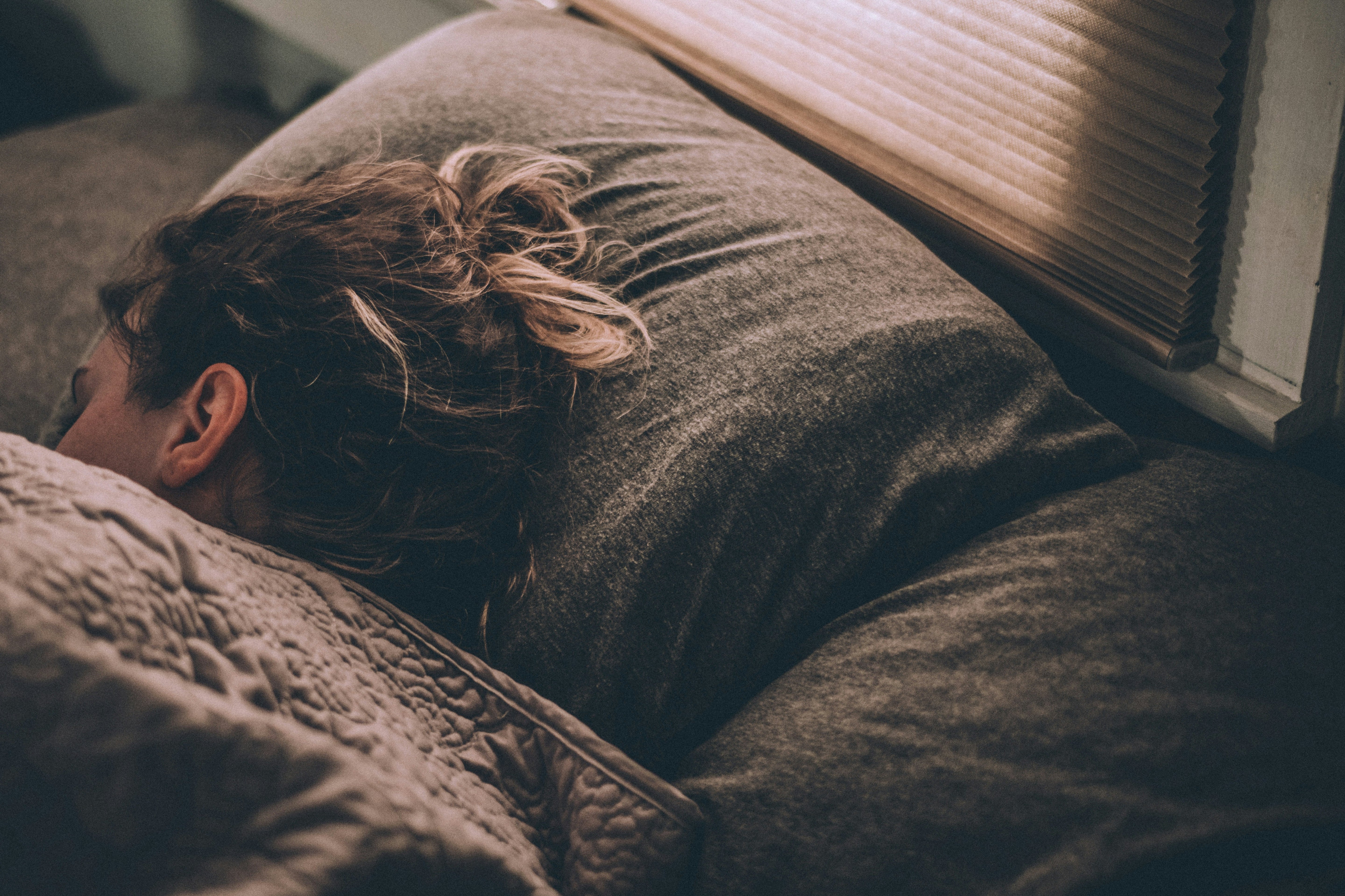 Une journée dans la peau d’un pyjama pilou pilou : le confort à la première personne