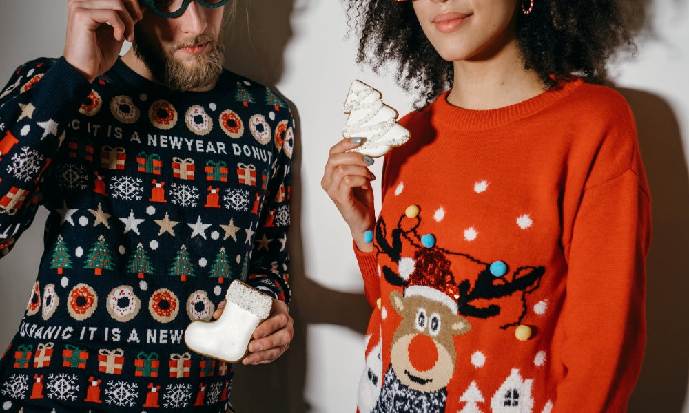 Incontournable des fêtes, le pull de Noël