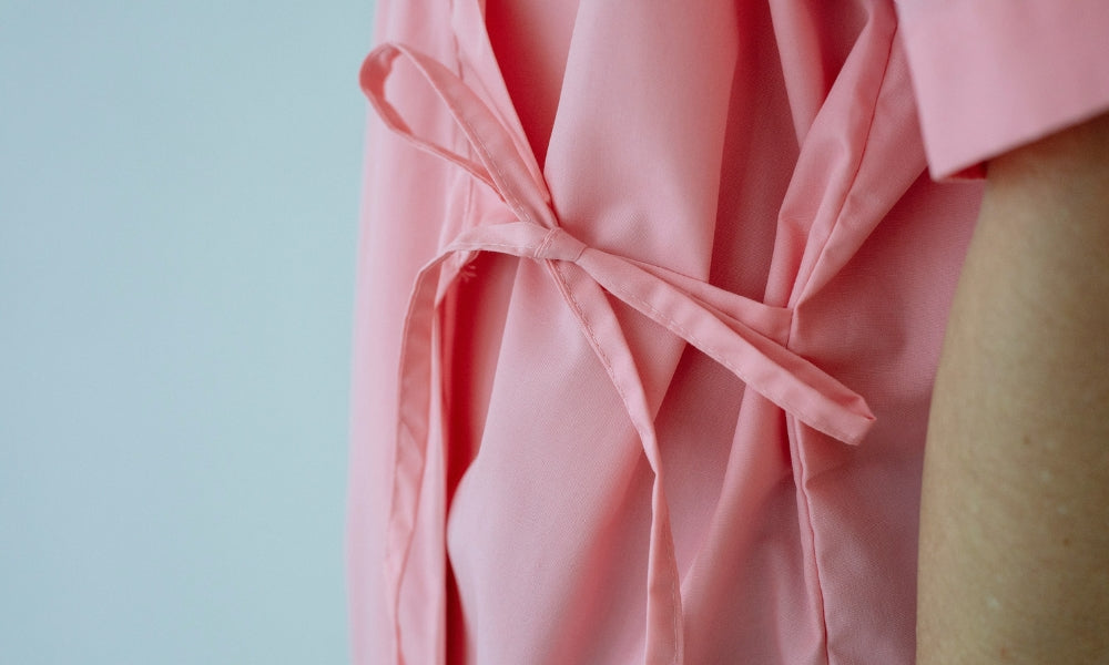 Maîtriser le look Rose Flashy : conseils pour le porter avec style