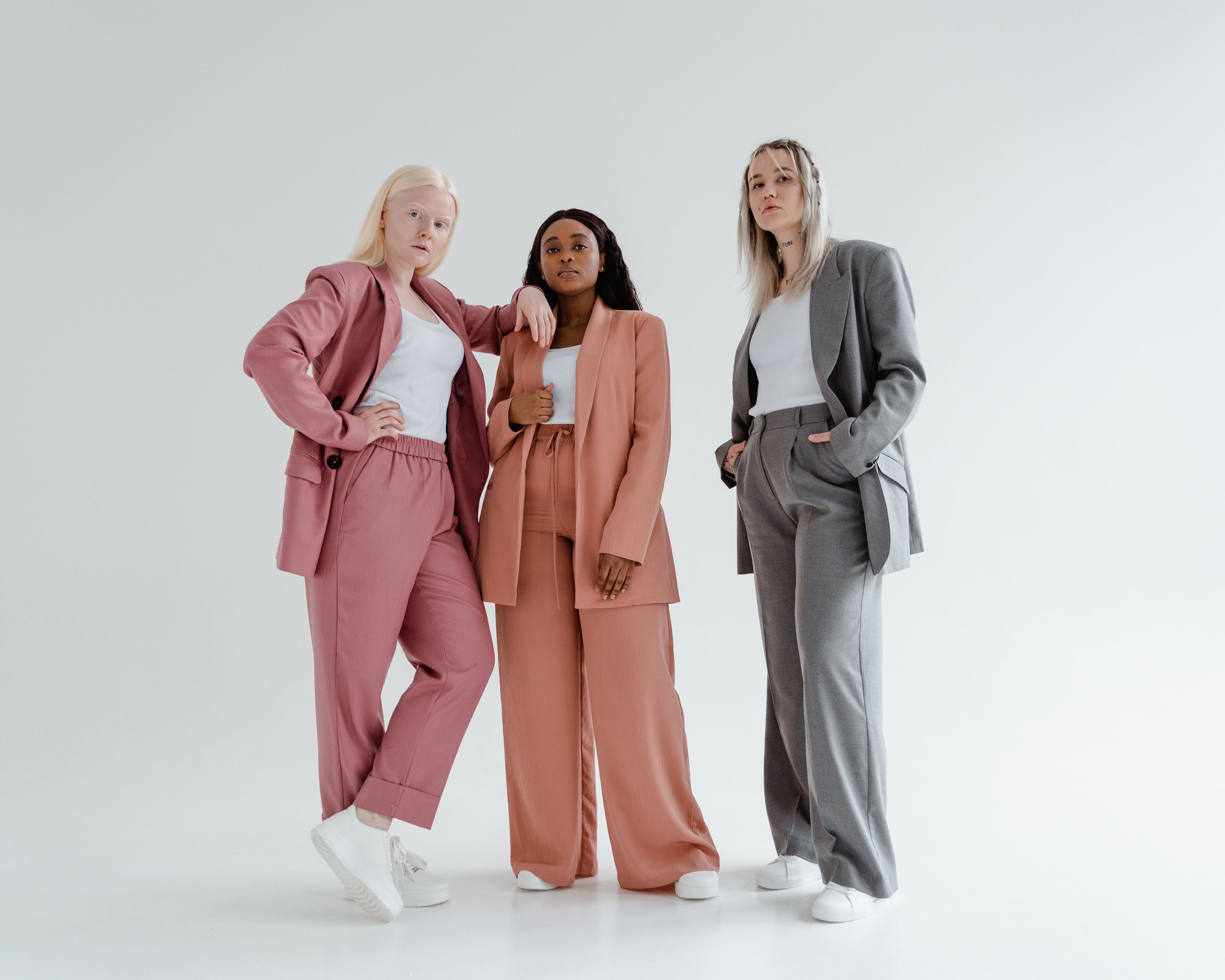 Minimalisme vs maximalisme : quel style est fait pour toi ?