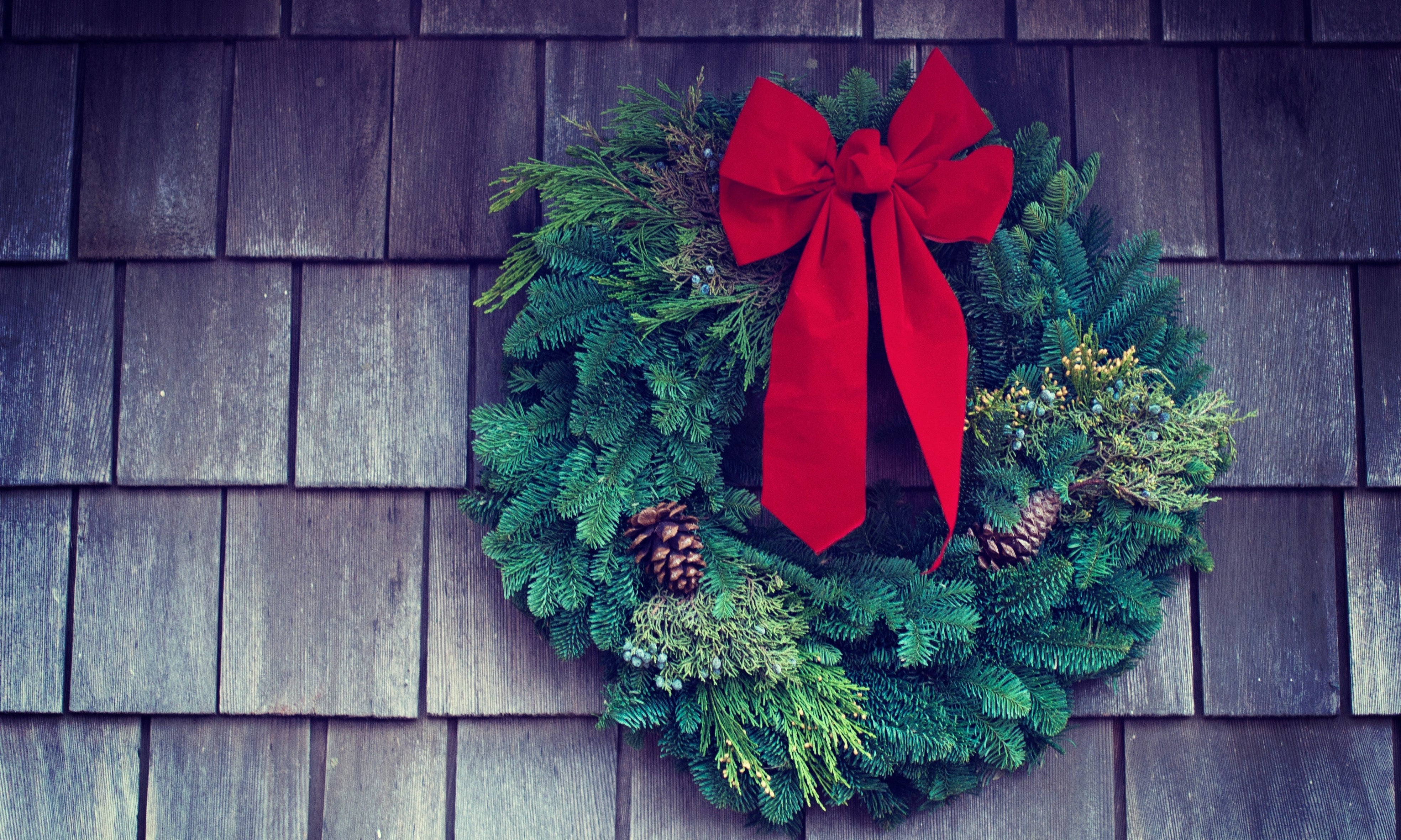 10 idées de décoration de Noël simples et élégantes à petit budget