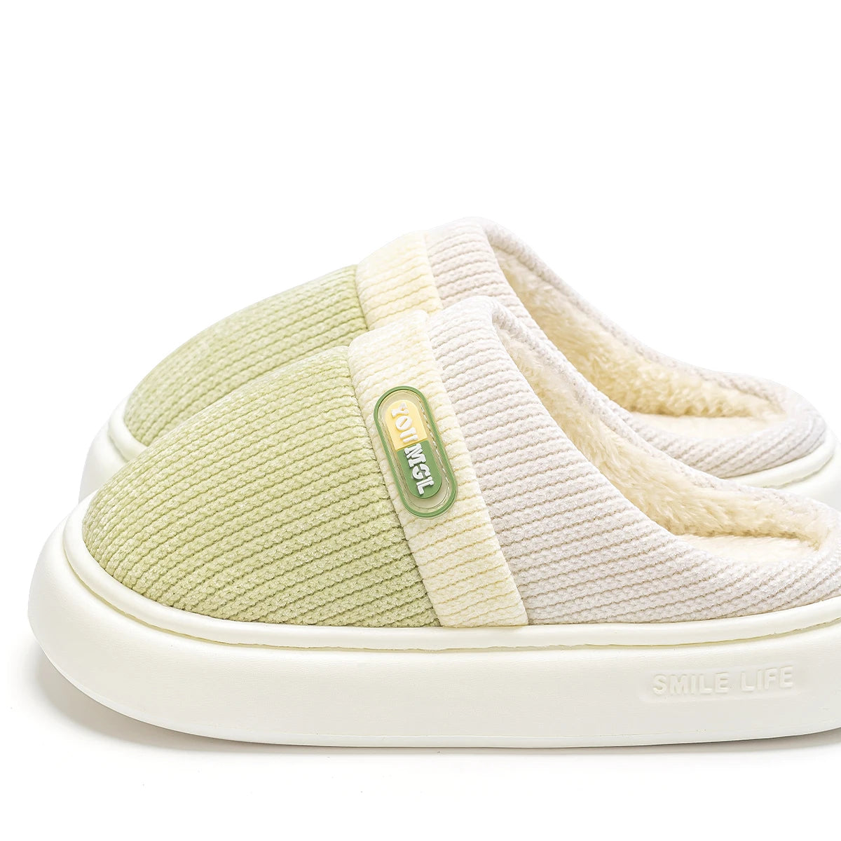 Chaussons d'intérieur chauds et antidérapants