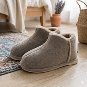 Chaussons femme couleur café en moumoute