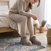 Chaussons femme couleur café en moumoute douce et confortable