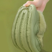 Chaussons kawaii en pilou pilou vert