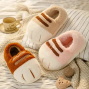 Chaussons peluche patte de chat femme