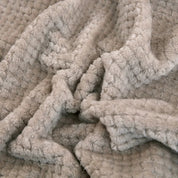 Couverture en velours chaude et soyeuse idéale pour les soirées d’hiver