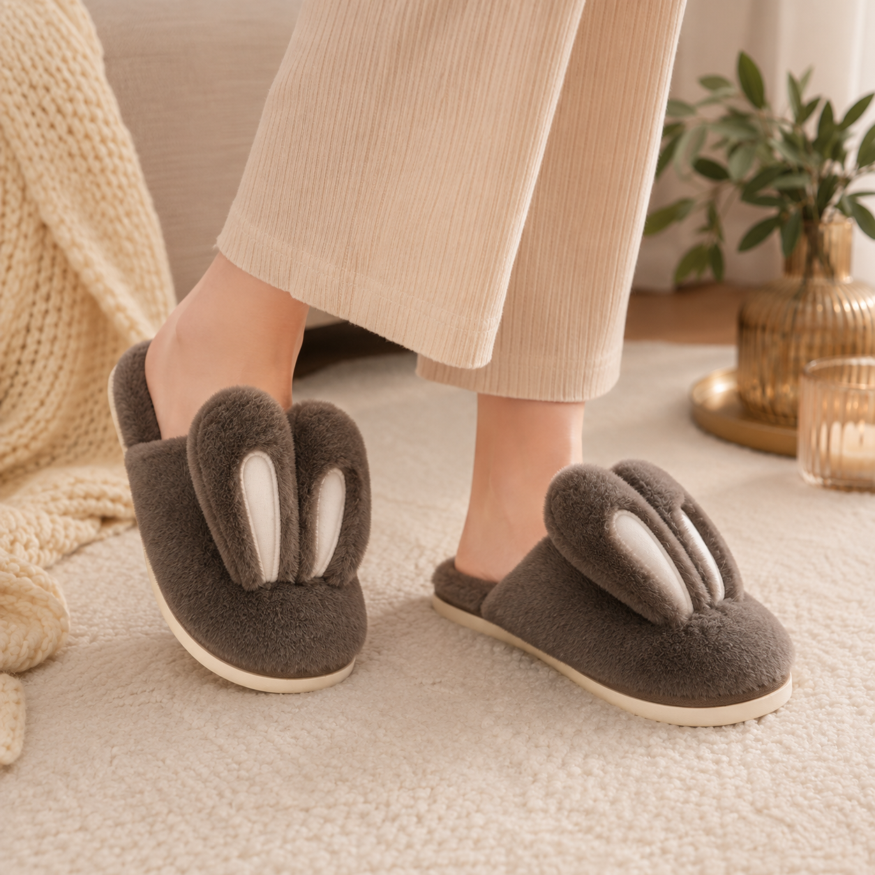 Pantoufle rigolote oreilles de lapin pilou pilou