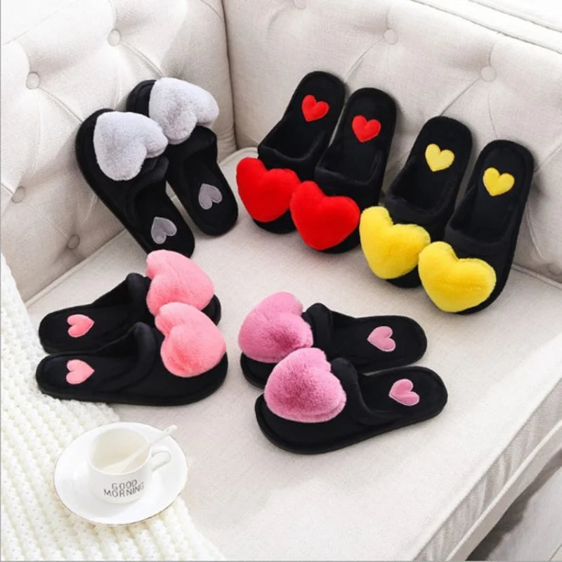 Pantoufles cocooning chaudes avec motif cœur
