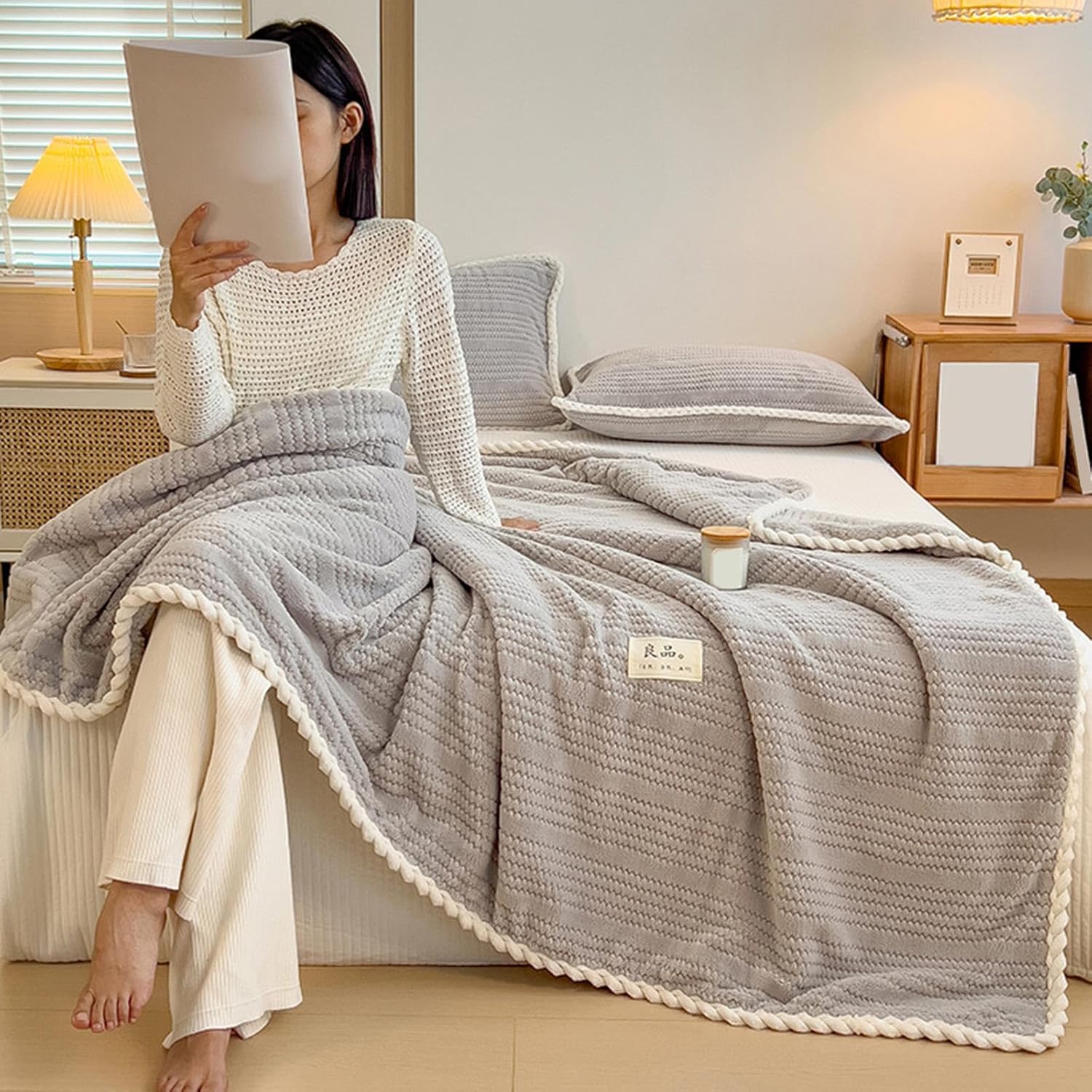 Plaid pilou pilou doux et cocooning pour les soirées d’hiver