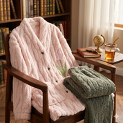 Pyjama pilou pilou fleuri rose et vert femme doux et chaud