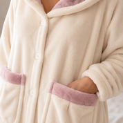 Robe de chambre femme en matière pilou pilou polaire