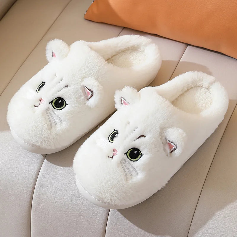 chaussons chat tout doux blanc