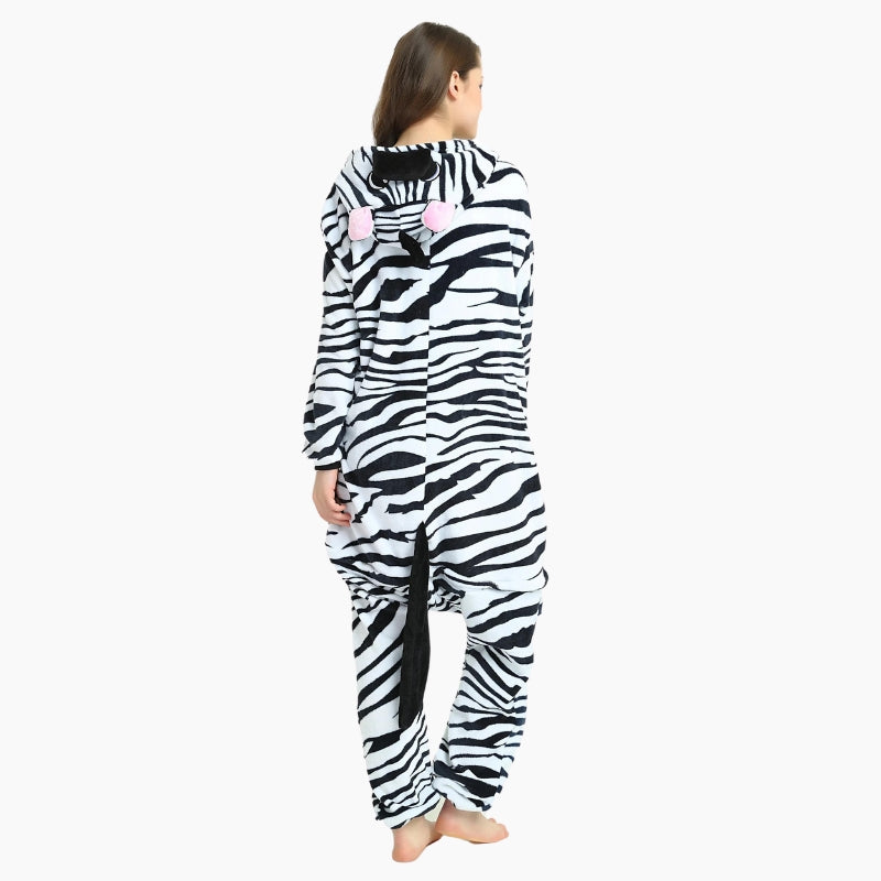 Barboteuse pyjama style zèbre pour femme en matière Pilou Pilou