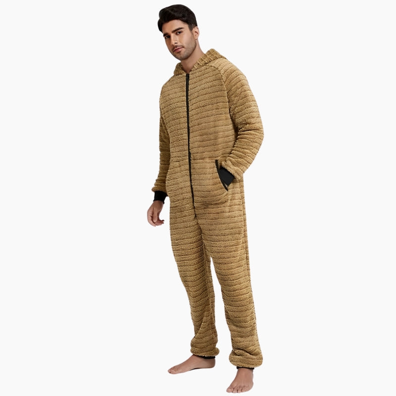 Pyjama combinaison de couleur marron en matière Pilou Pilou pour homme.