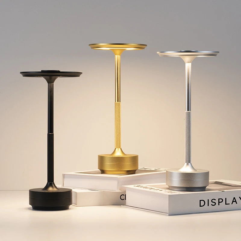 lampe de table design moderne avec lumière douce