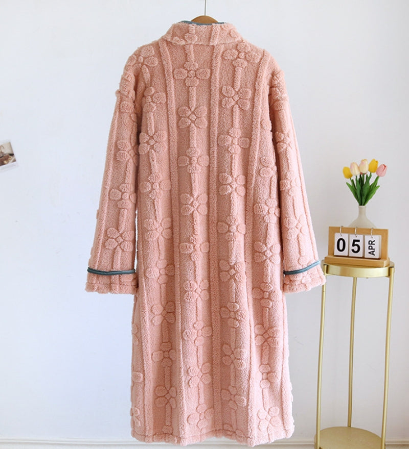 Peignoir rose pour femme en matière polaire