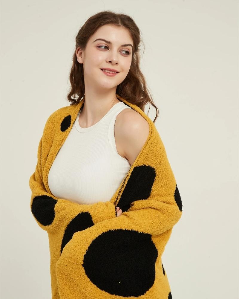 Plaid original à pois pour femme en matière Pilou Pilou