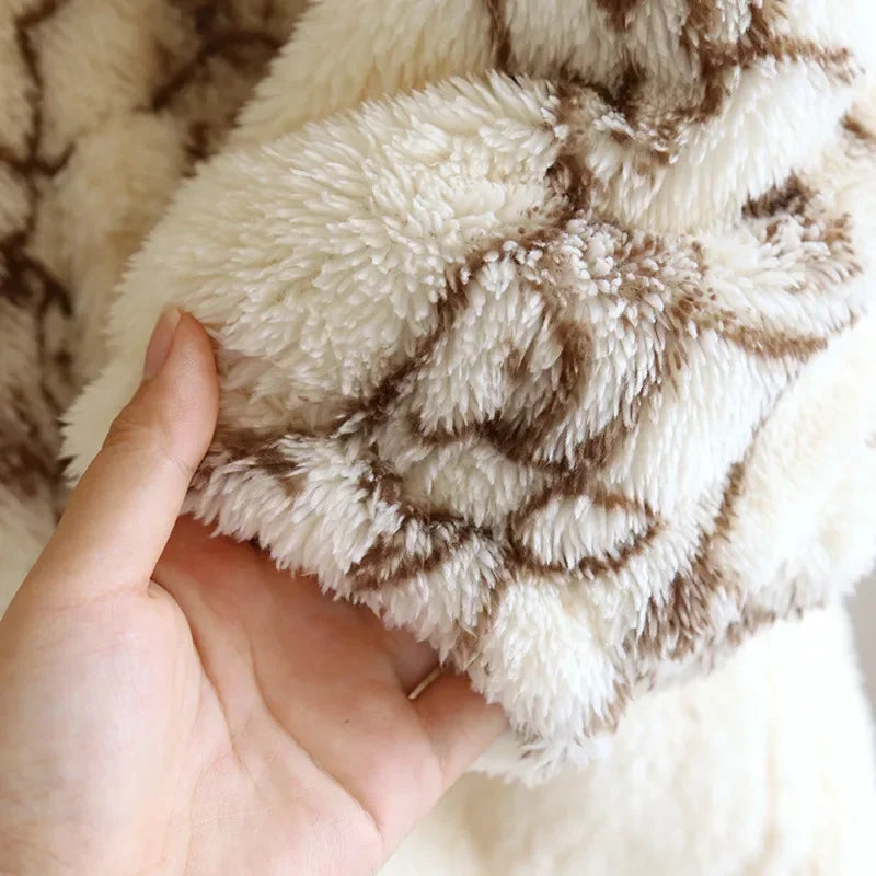 robe de chambre chaude moment détente maison hiver