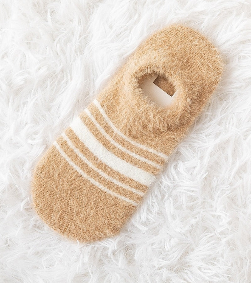 Chaussette basse en matière Pilou Pilou de couleur beige