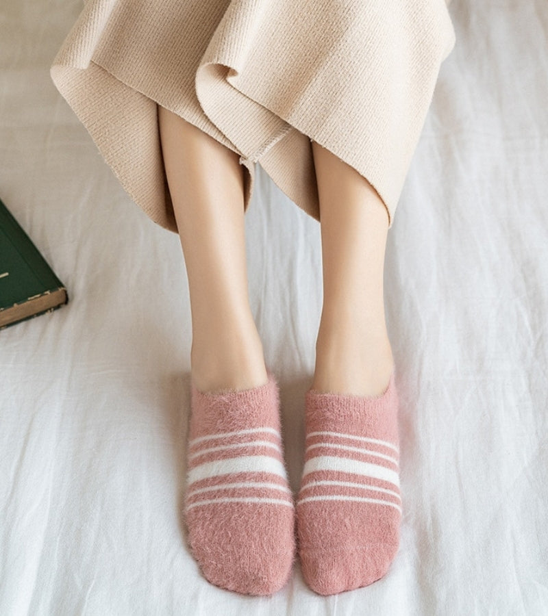 Chaussette basse en matière Pilou Pilou de couleur rose