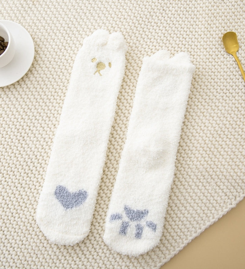 Chaussettes doublées blanches avec motif de chat en matière polaire