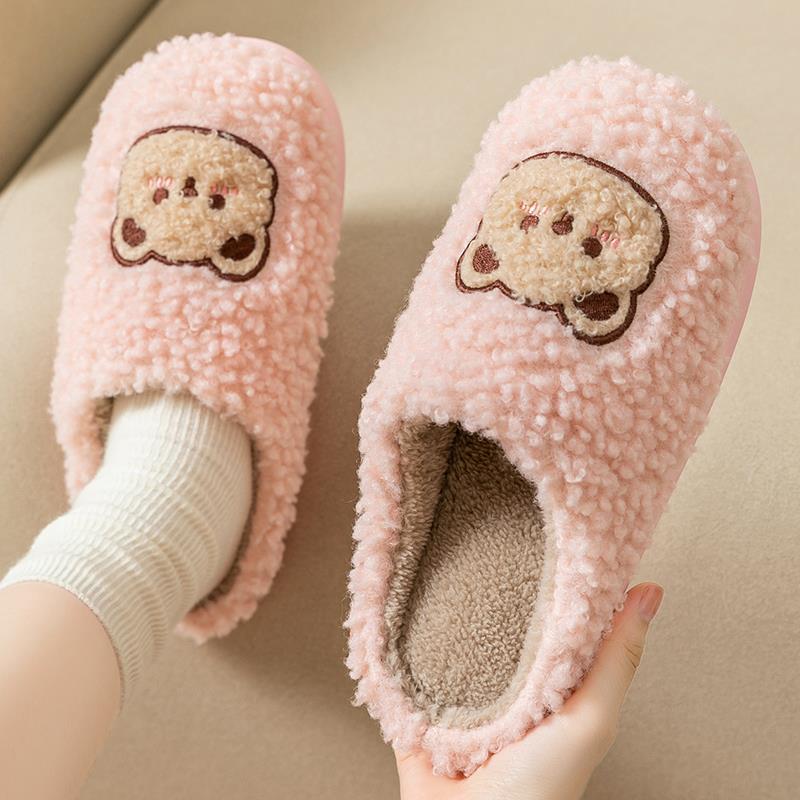 chaussons peluche femme