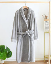Chemise de nuit d'hiver gris clair pour homme