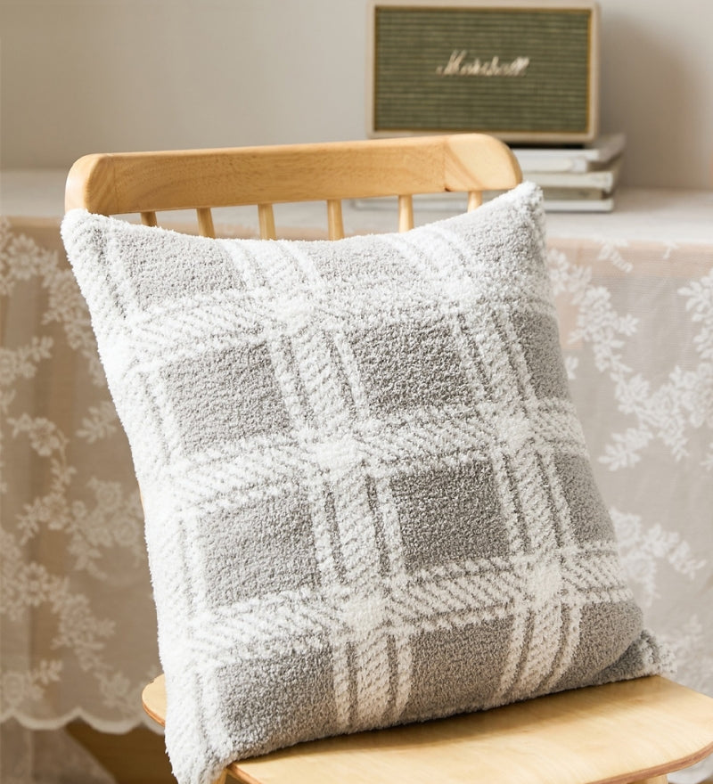 Coussin fourrure gris