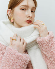 Gilet rose pastel en matière moumoute
