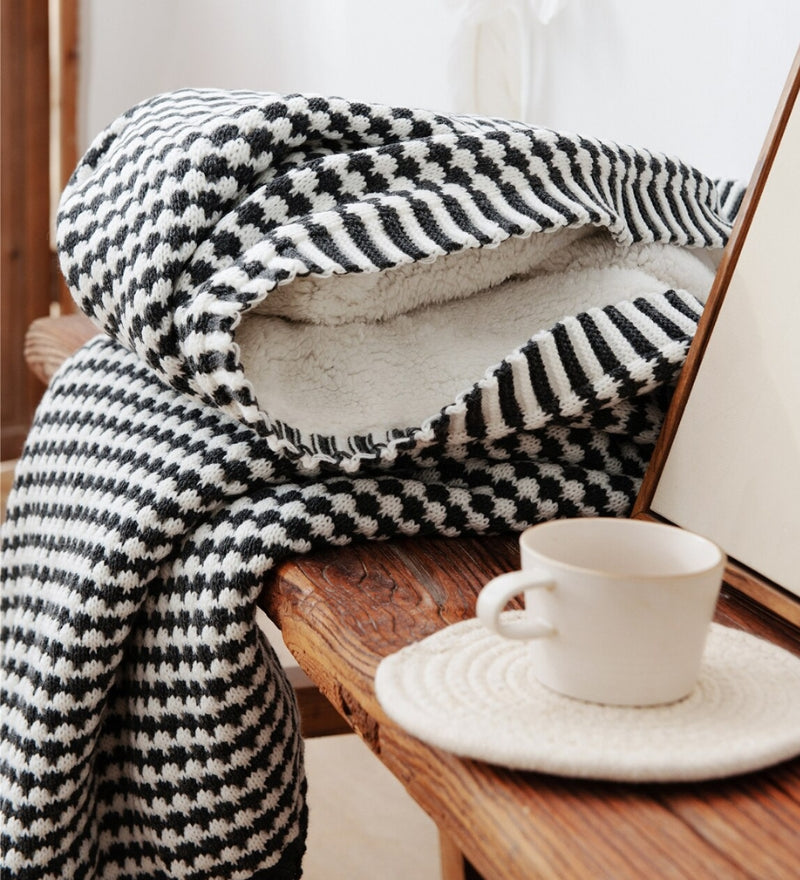 Plaid cocooning à carreaux pour canapé