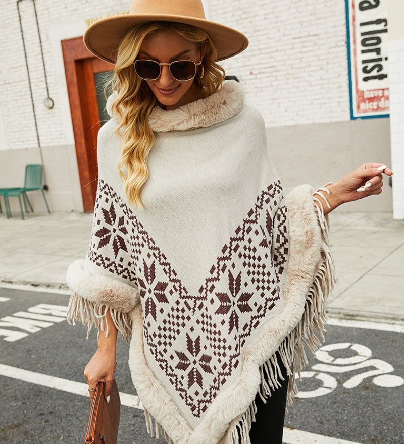 Poncho à motifs ethniques avec col et bordures en Pilou Pilou