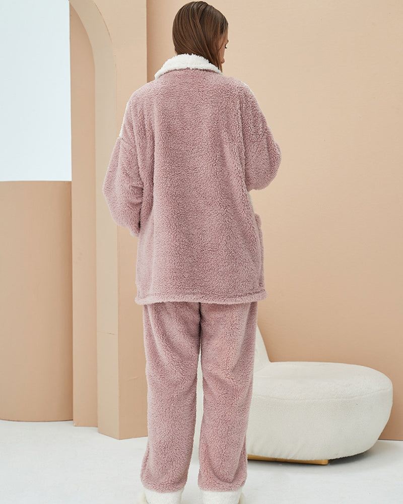 Pyjama rose et blanc en Pilou Pilou pour femme