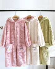 Robe de chambre verte en fourrure de Pilou
