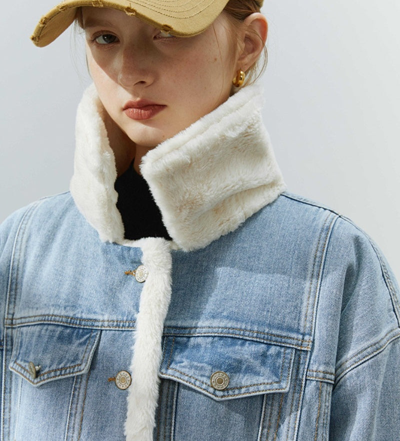 Veste en jean avec un col en mouton